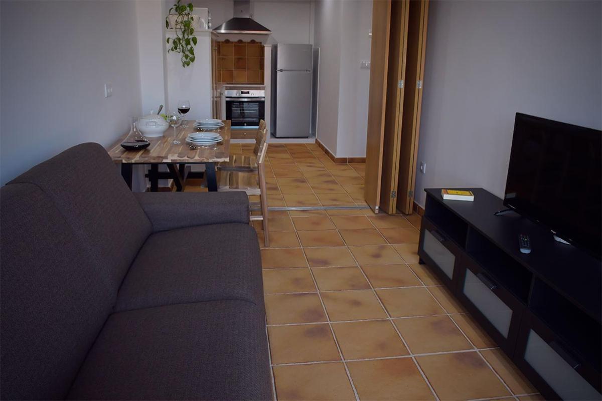Pincheiro Apartamentos Turisticos 卡拉米尼亚尔镇 外观 照片